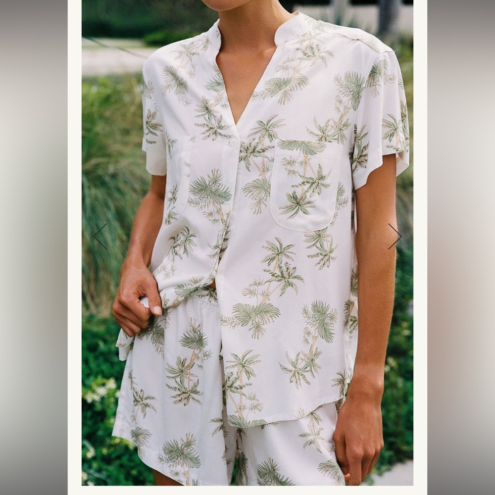 Womens Short Sleeve Palm Print Pajama Set - White & Green